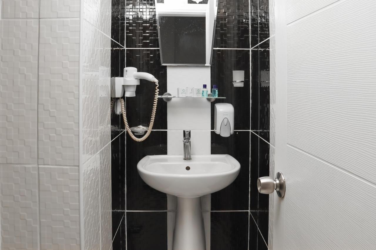Sirin Baba Otel Фетхие Экстерьер фото